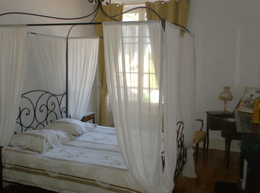 L'Echauguette Isserpent Bed and Breakfast Εξωτερικό φωτογραφία