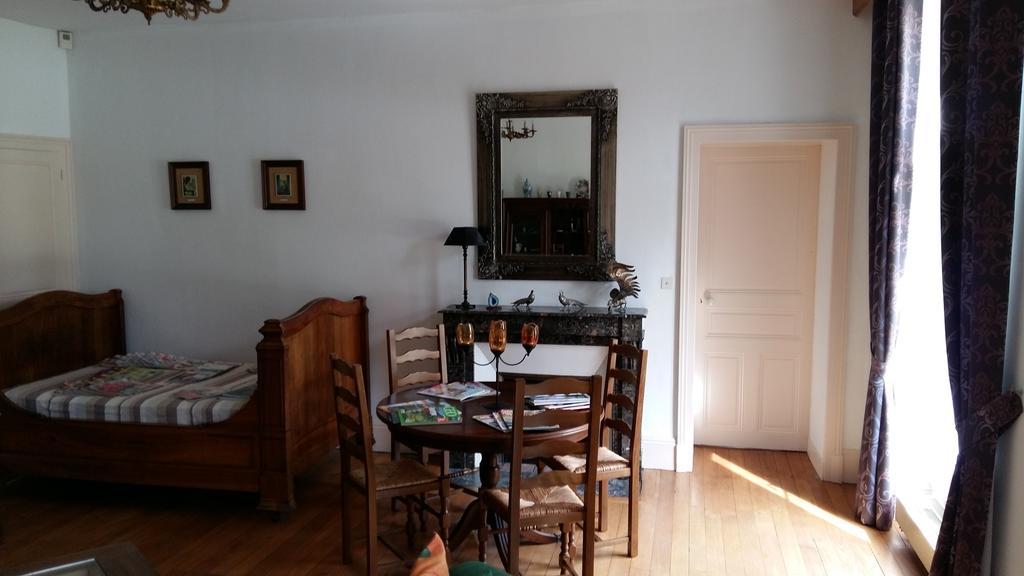 L'Echauguette Isserpent Bed and Breakfast Εξωτερικό φωτογραφία