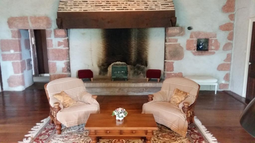 L'Echauguette Isserpent Bed and Breakfast Εξωτερικό φωτογραφία