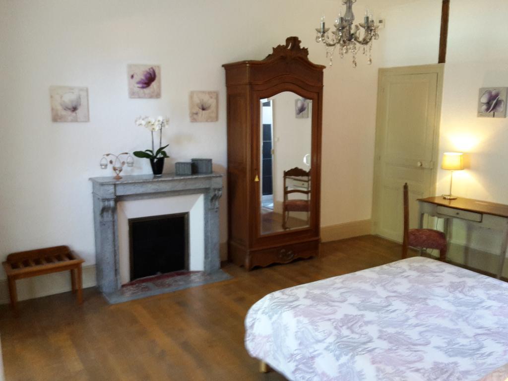 L'Echauguette Isserpent Bed and Breakfast Εξωτερικό φωτογραφία