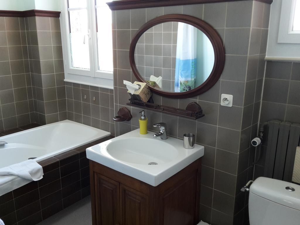 L'Echauguette Isserpent Bed and Breakfast Εξωτερικό φωτογραφία