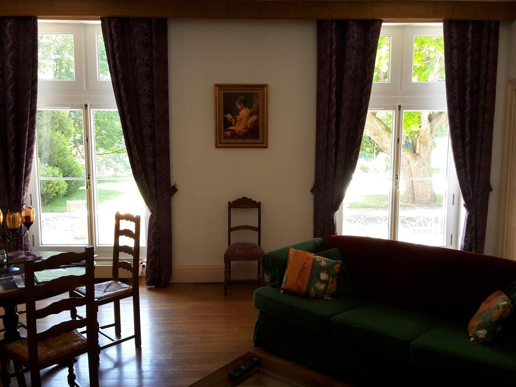 L'Echauguette Isserpent Bed and Breakfast Εξωτερικό φωτογραφία