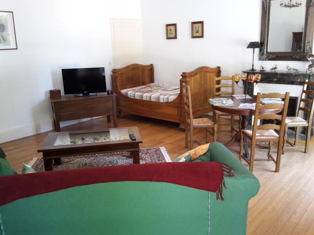 L'Echauguette Isserpent Bed and Breakfast Εξωτερικό φωτογραφία